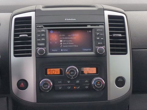 Certified 2021 Nissan Frontier PRO-4X w/ Pro-4x Utility Package image 18