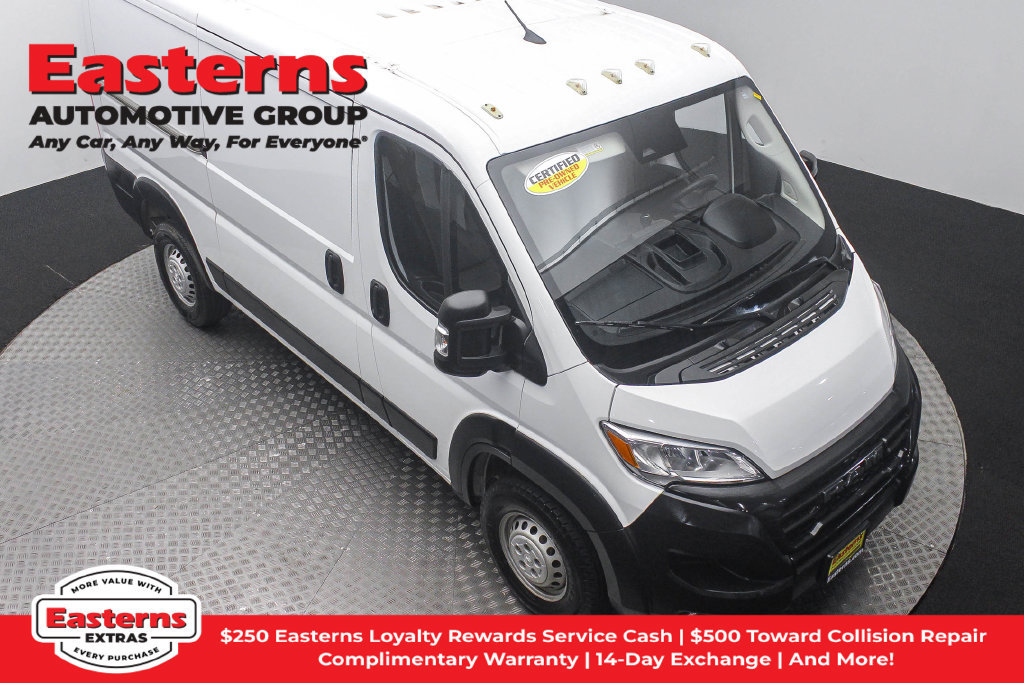 Used 2025 RAM ProMaster 2500 w/ Convenience Group FWD image 4