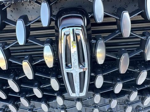 New 2025 Lincoln Corsair Grand Touring image 7