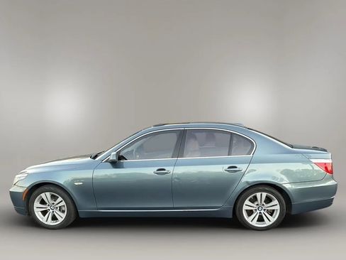 Used 2010 BMW 528i 528i Sedan 4D image 8