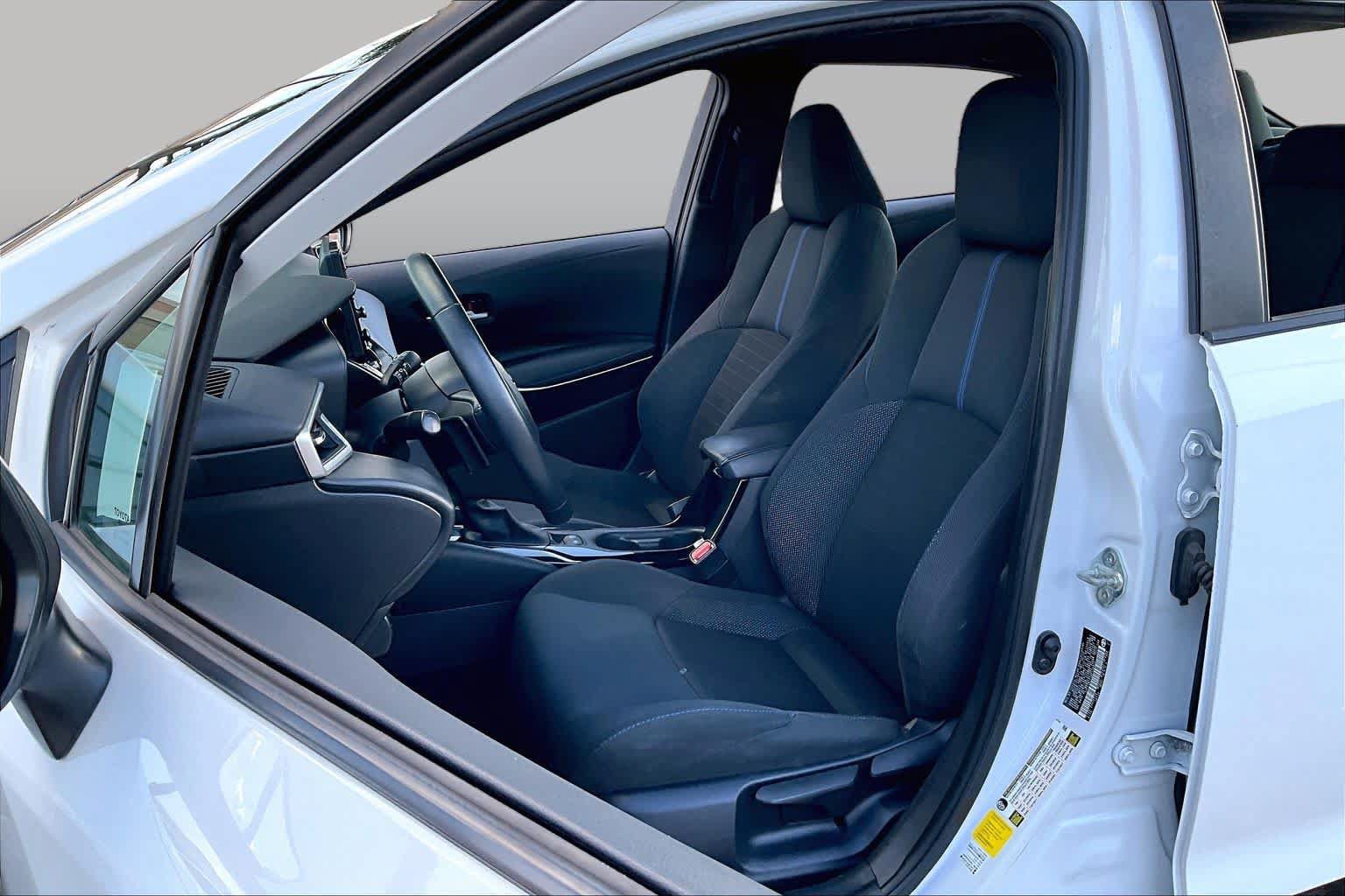 Used 2022 Toyota Corolla SE FWD image 8