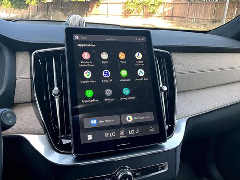 Used 2026 Volvo XC90 T8 Ultra w/ Lounge Package image 36