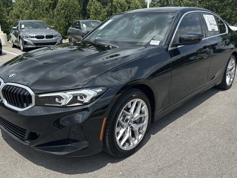New 2025 BMW 330i xDrive Sedan w/ Convenience Package image 5