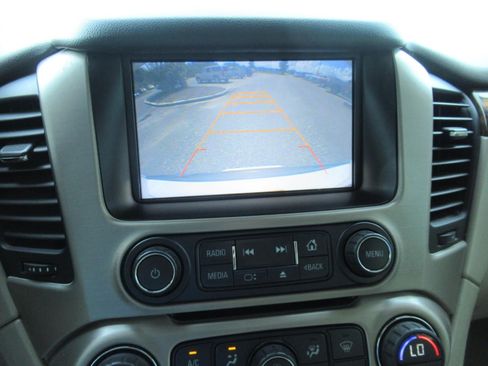 Used 2015 GMC Yukon Denali w/ Premium Package RWD image 28