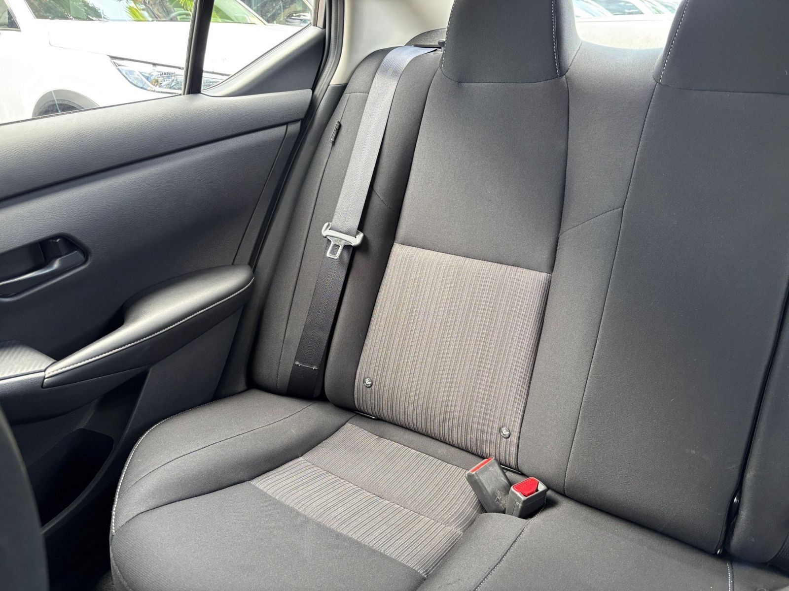 Used 2025 Nissan Sentra S FWD image 36