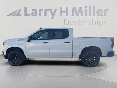 Used 2022 Chevrolet Silverado 1500 LT Trail Boss w/ Convenience Package II AWD/4WD image 4