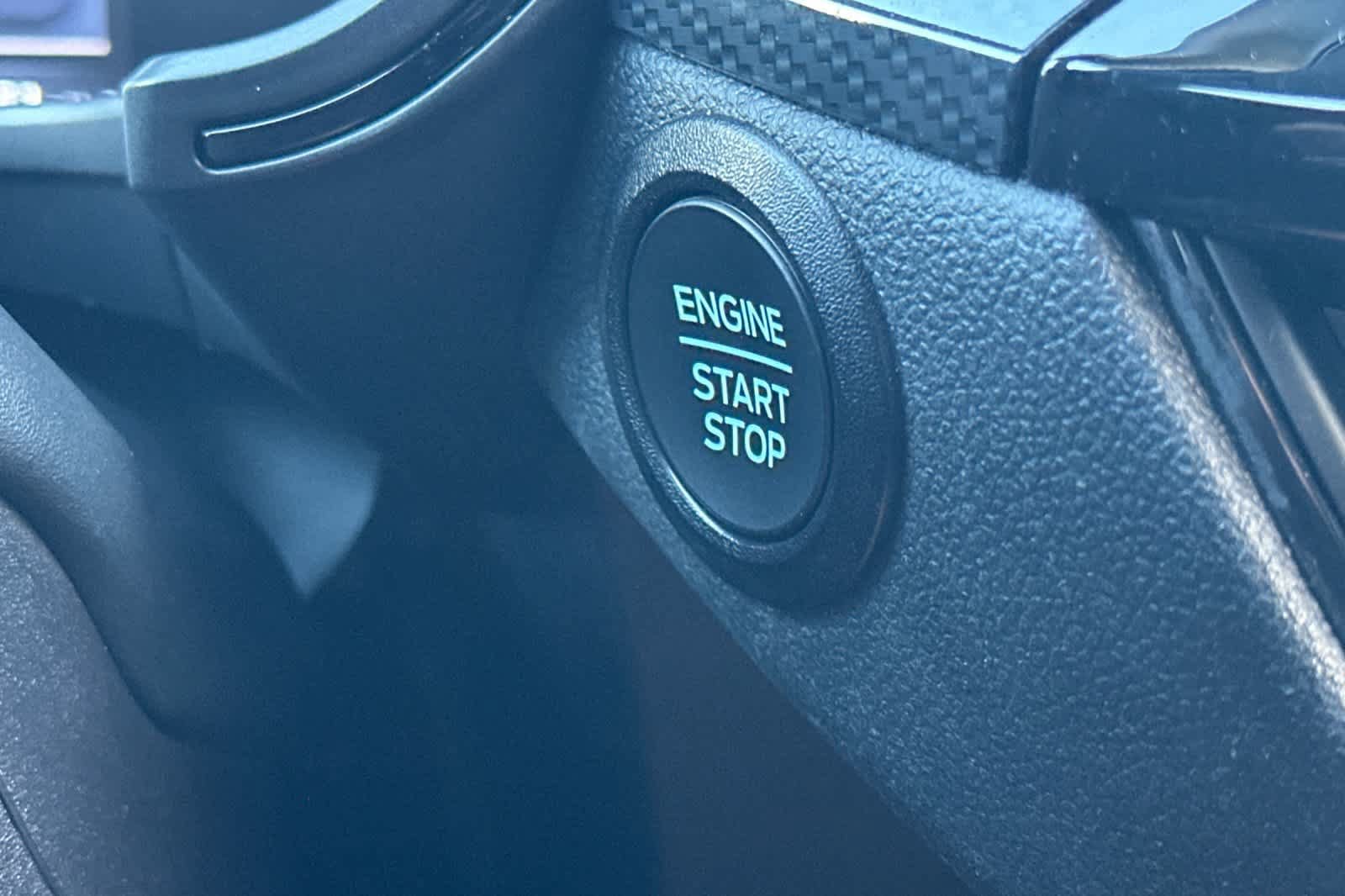 Used 2025 Ford Escape ST-Line FWD image 27