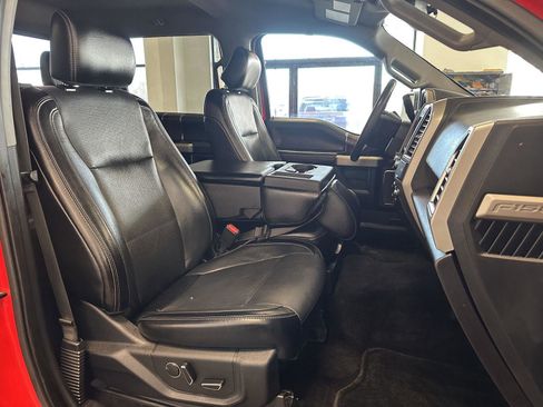 Used 2016 Ford F150 Lariat image 23