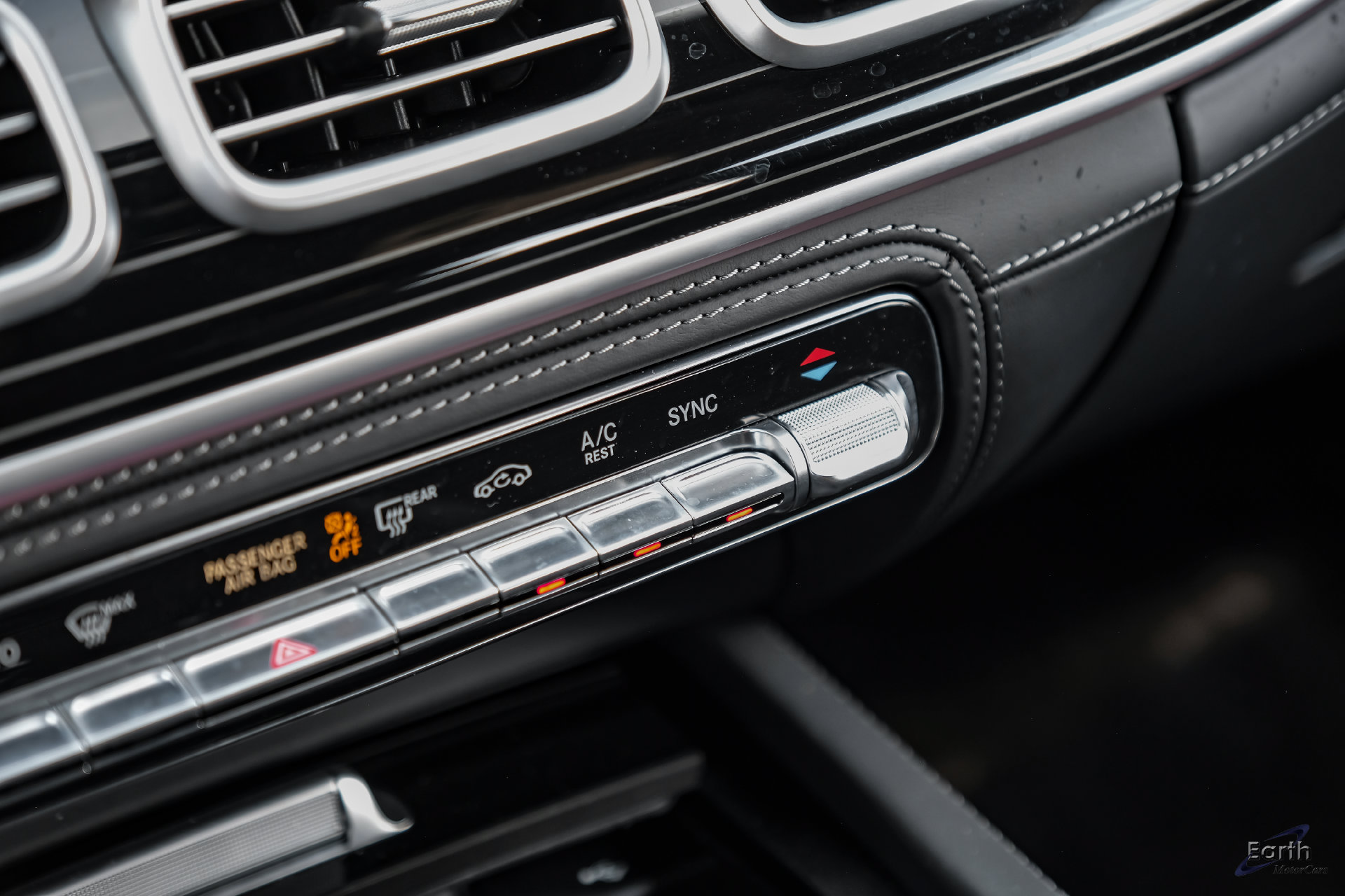 Used 2024 Mercedes-Benz Maybach GLS 600 4MATIC image 63