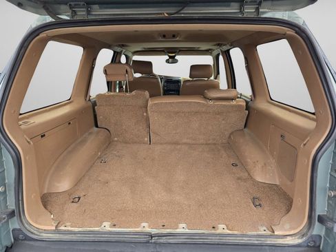 Used 1996 Ford Explorer Limited image 30