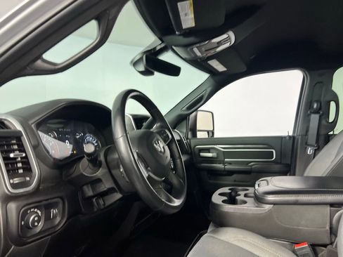 Used 2024 RAM 2500 Big Horn image 21