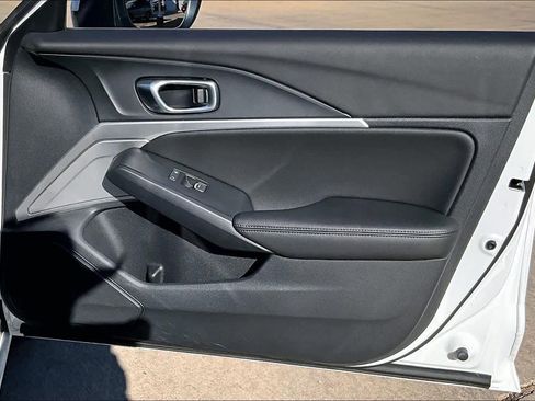 Used 2024 Acura Integra image 24