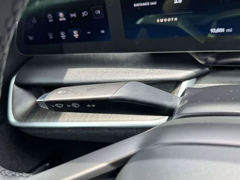 Used 2025 Lucid Air Touring AWD/4WD image 27