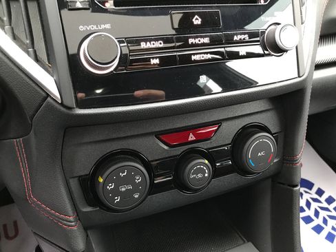 Used 2022 Subaru Impreza 2.0i Sport image 23