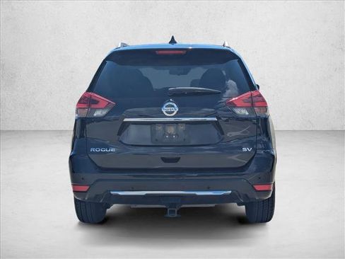 Used 2020 Nissan Rogue SV FWD image 6