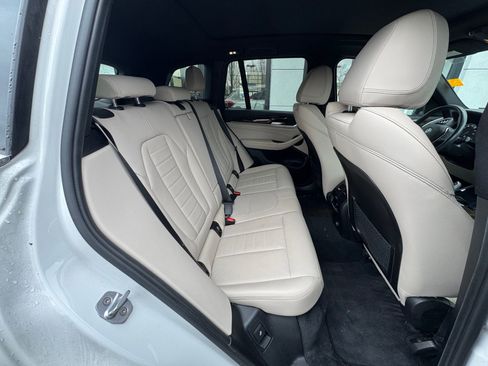 Used 2018 BMW X3 xDrive30i w/ Premium Package image 10