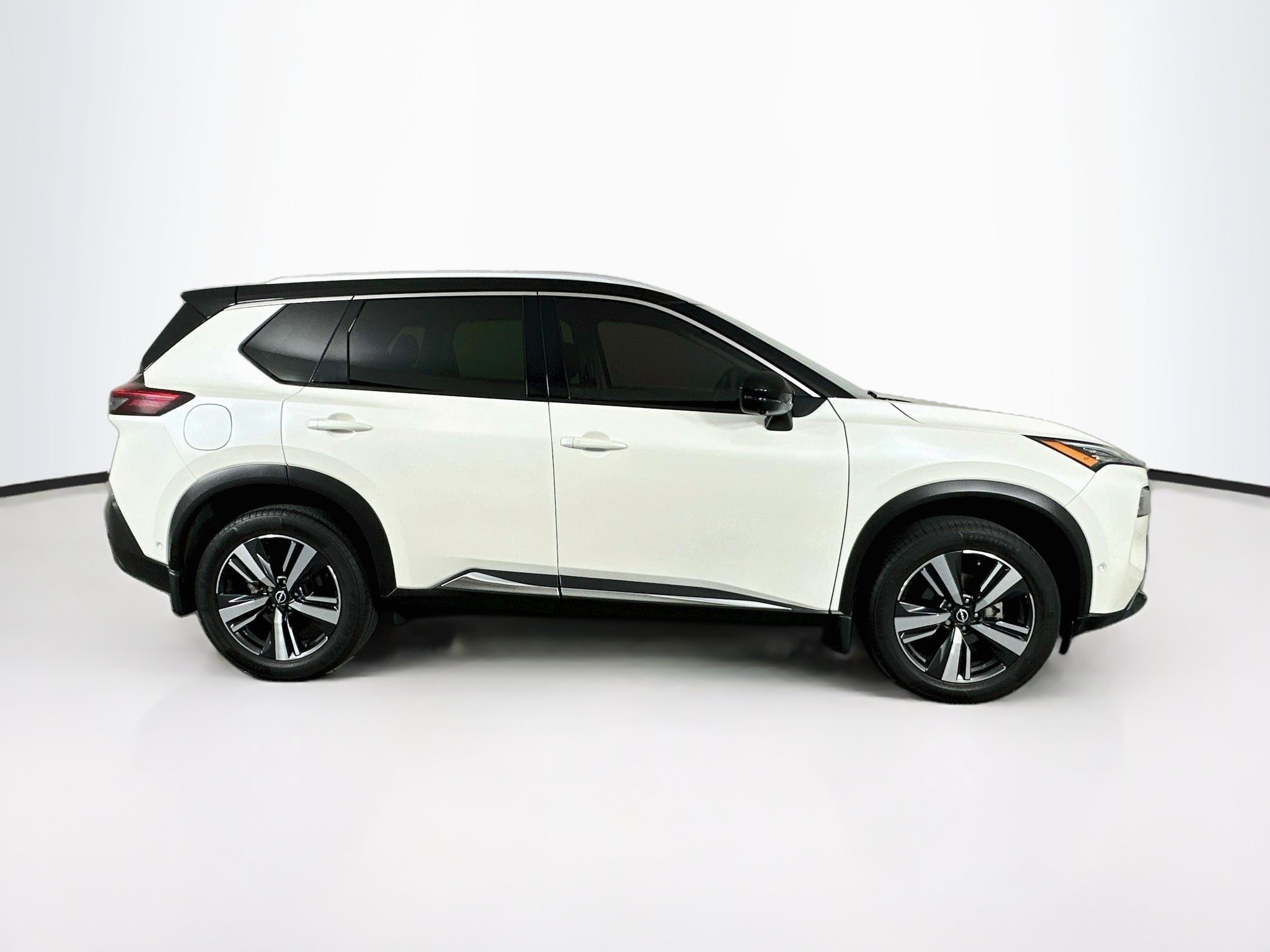 Used 2023 Nissan Rogue SL w/ SL Premium Package AWD/4WD image 10