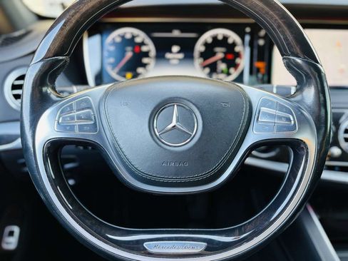 Used 2017 Mercedes-Benz S 550 Sedan image 22