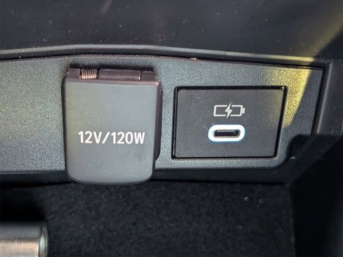 Used 2022 Toyota Corolla XSE image 21