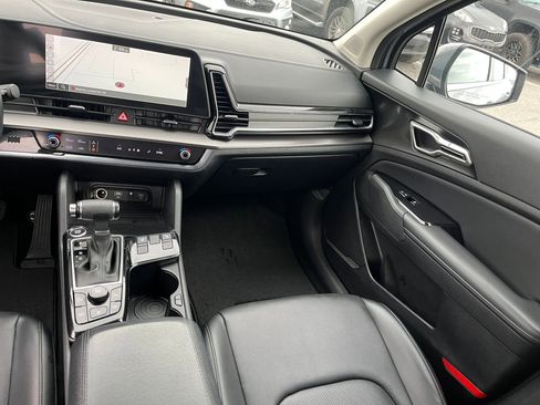 Used 2023 Kia Sportage EX image 21