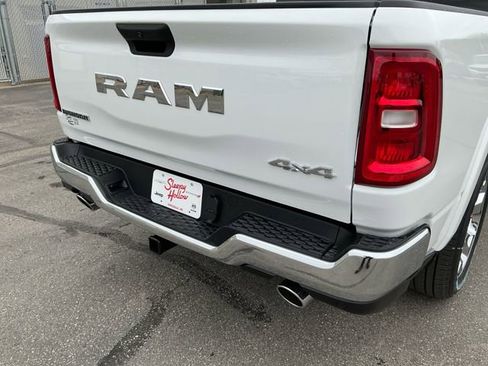 New 2026 RAM 1500 Big Horn AWD/4WD image 15