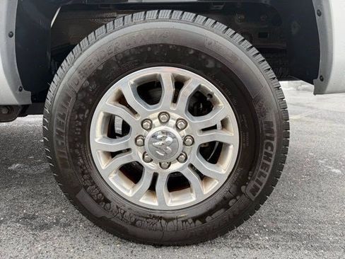 Used 2018 RAM 2500 Laramie w/ Snow Chief Group image 24