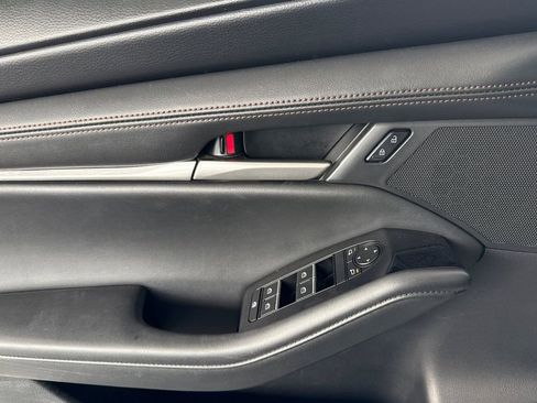 Used 2024 MAZDA MAZDA3 s FWD image 16