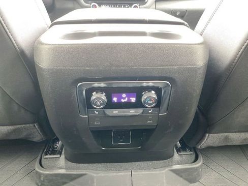 Used 2025 Chevrolet Tahoe Premier image 21