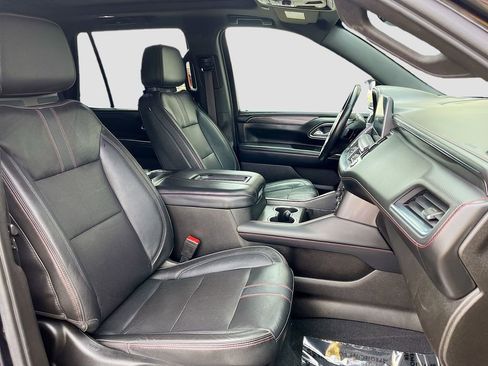 Used 2021 Chevrolet Tahoe RST image 31