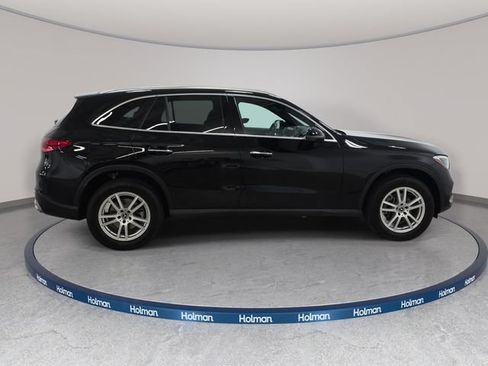 Used 2024 Mercedes-Benz GLC 300 4MATIC image 5
