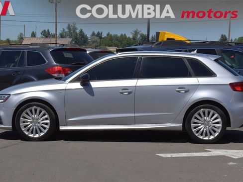 Used 2017 Audi A3 e-tron Premium image 9
