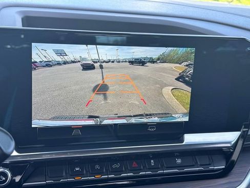 Used 2025 GMC Sierra 1500 SLT image 31