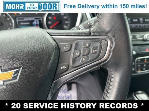 Used 2018 Chevrolet Equinox LT w/ Sun & Infotainment Package image 16