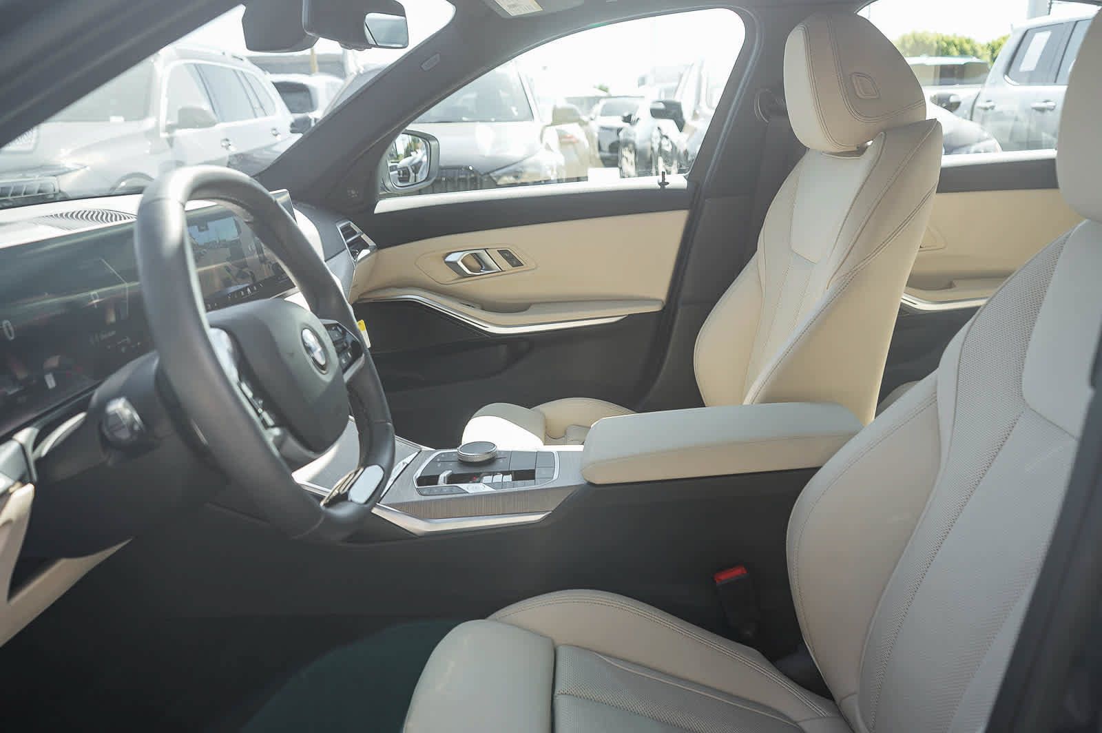 Used 2026 BMW 330i Sedan w/ Premium Package RWD image 16