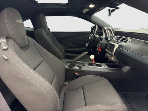 Used 2014 Chevrolet Camaro SS w/ RS Package RWD image 38