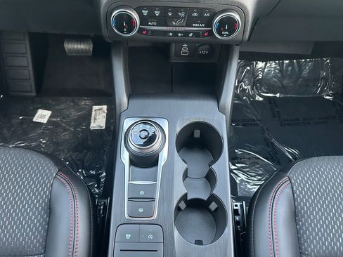 New 2026 Ford Escape ST-Line w/ Cold Weather Package image 34