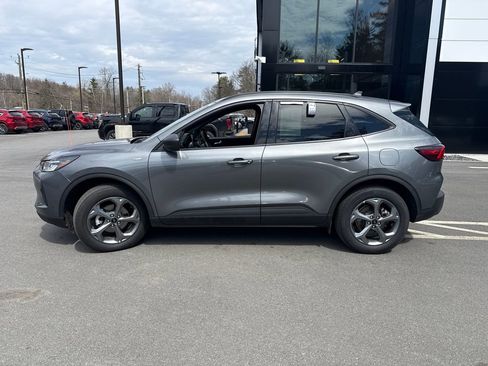 Used 2025 Ford Escape ST-Line AWD/4WD image 2