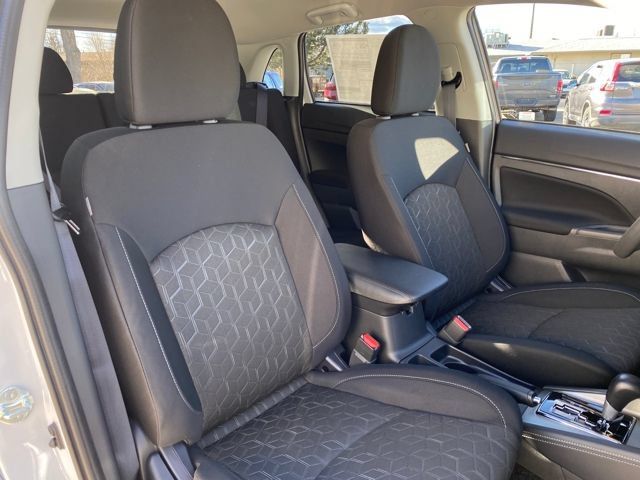 New 2026 Mitsubishi Outlander Sport ES AWD/4WD image 9
