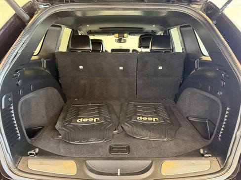 Used 2020 Jeep Grand Cherokee Limited image 46