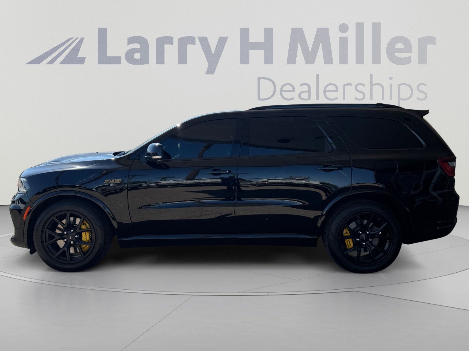 Used 2024 Dodge Durango SRT AWD/4WD image 2