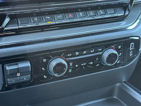 New 2026 Chevrolet Silverado 2500 ZR2 w/ ZR2 Bison Edition image 24