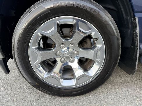 Used 2019 RAM 1500 Big Horn AWD/4WD image 8