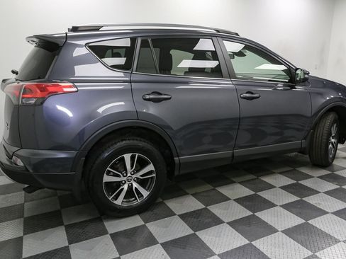 Used 2017 Toyota RAV4 XLE image 8