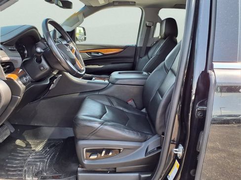 Used 2019 Cadillac Escalade Premium Luxury AWD/4WD image 9