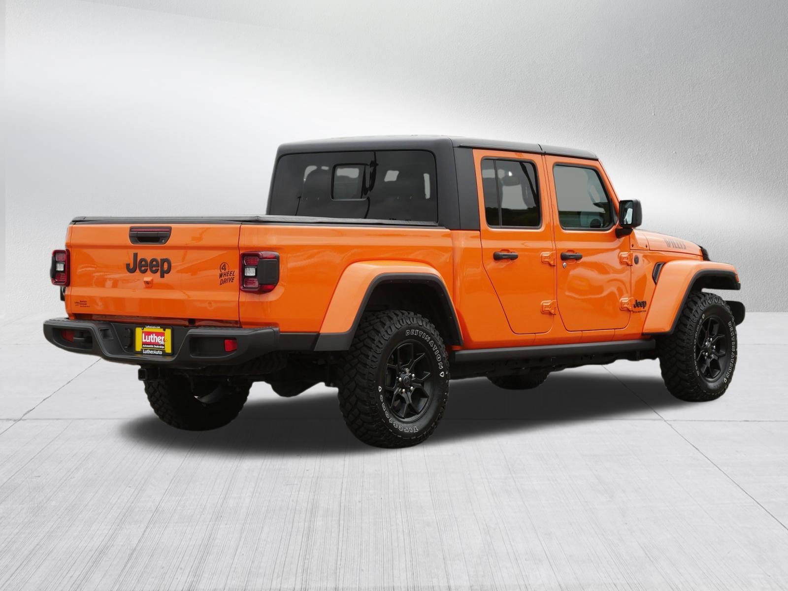 Used 2025 Jeep Gladiator Sport AWD/4WD image 7