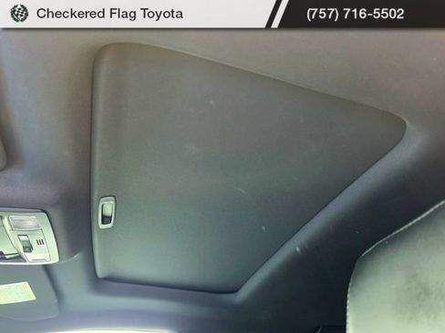 Used 2021 Toyota Tacoma TRD Sport w/ TRD Premium Sport Package AWD/4WD image 16