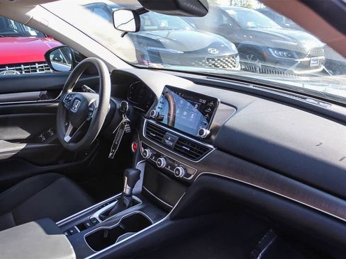Used 2022 Honda Accord LX image 22