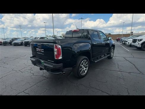 Certified 2021 GMC Canyon Denali image 8