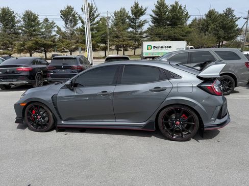 Used 2018 Honda Civic Type R image 7