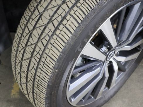 Used 2022 Nissan Pathfinder Platinum w/ Cargo Package image 43